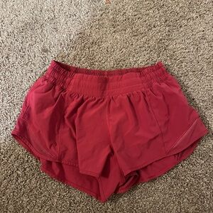 lululemon hotty hot shorts pink